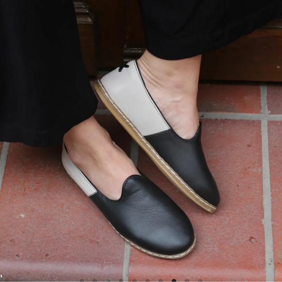 Charix Turkish Leather Loafers Size 39/9 - Picture 4 of 15